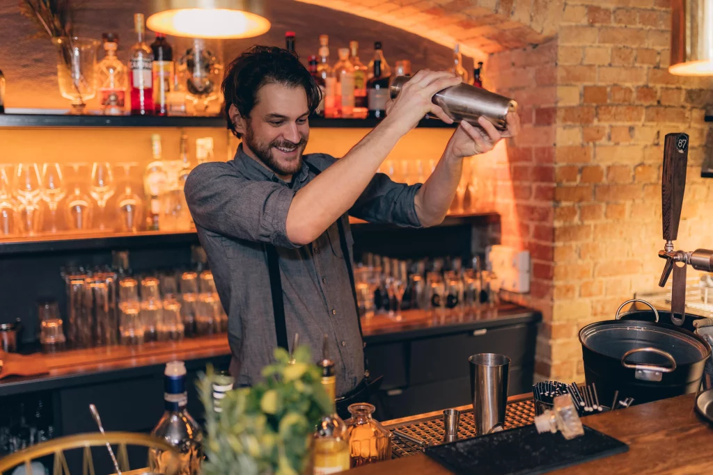 Vintage-Locations_Red-Cave_038