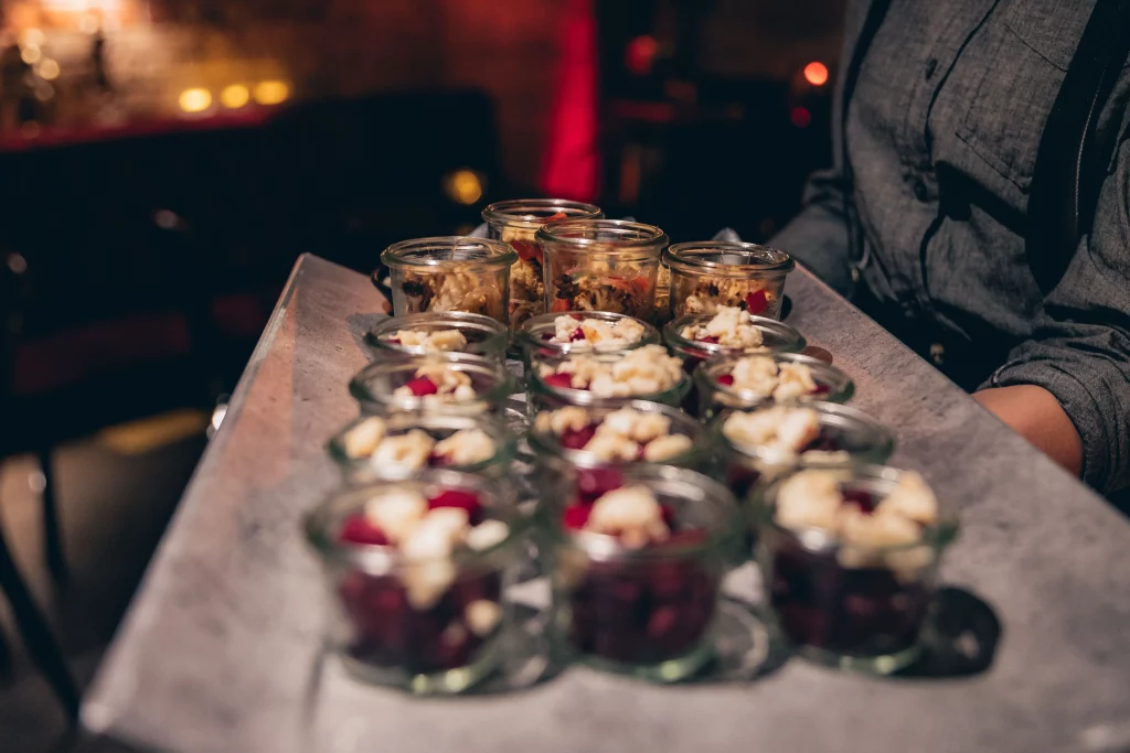 Vintage-Locations_Red-Cave_086